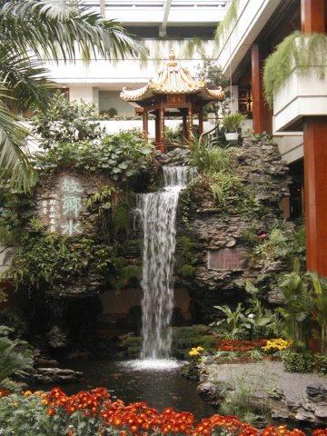 fountainatthewhiteswan.jpg