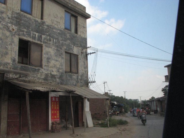 guilinstreet.jpg