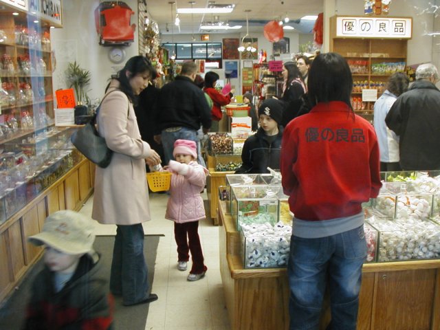 chinatowncandyshop.jpg